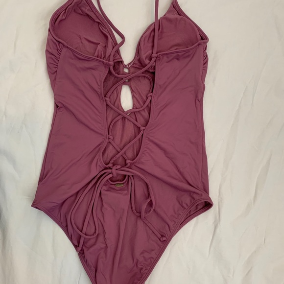 new oneill salt water solid purple mauve swimsuit - Picture 2 of 4